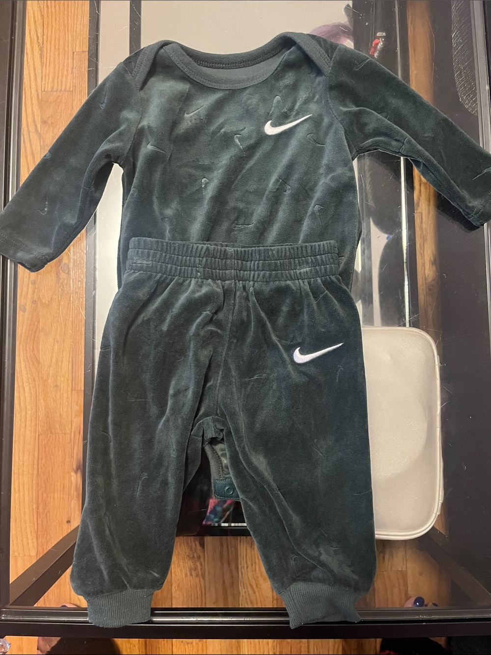 Nike Infant Velour Two-Piece Set in Dark Green